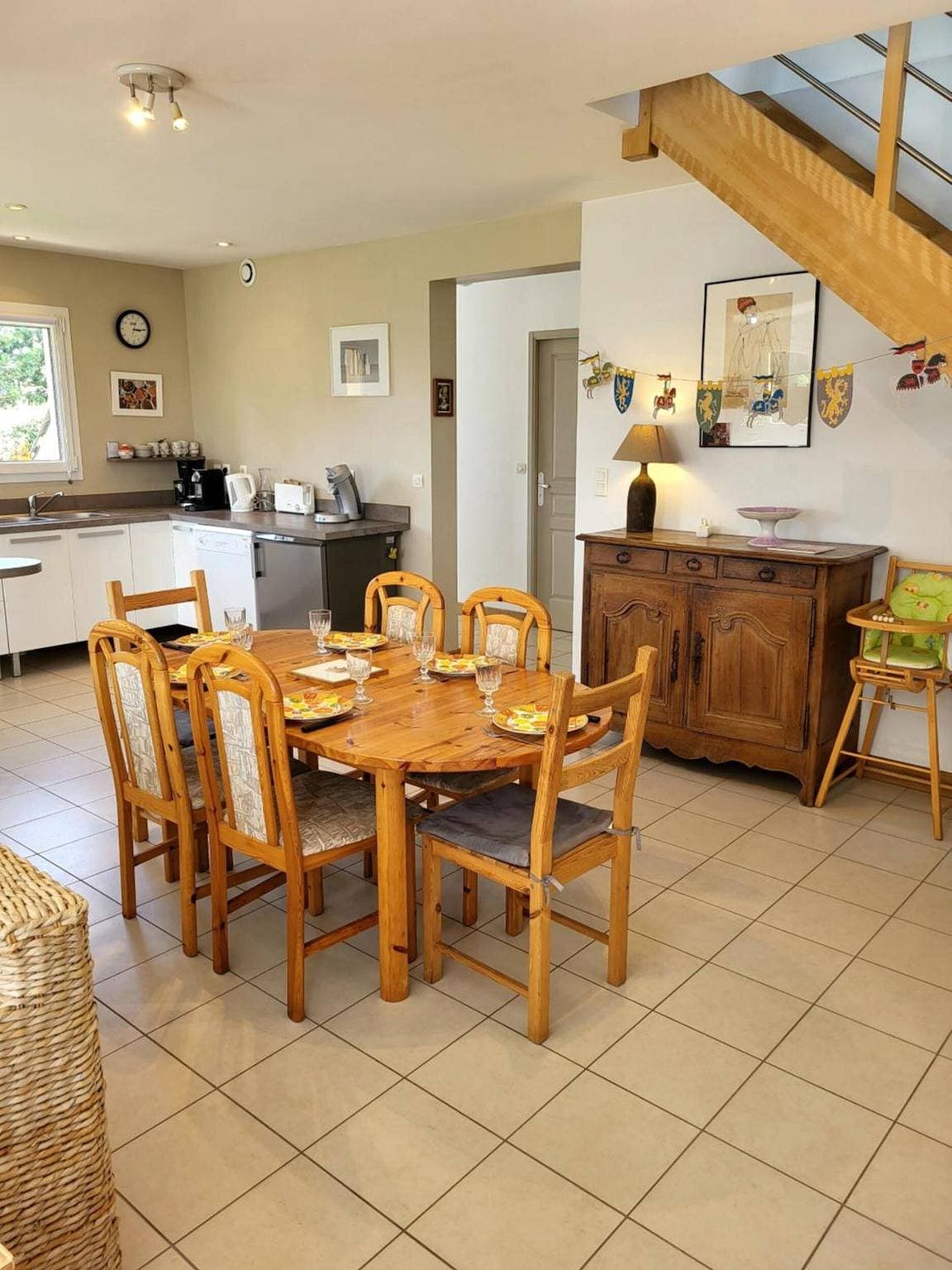 Foto 8 von 28: Ferienhaus „Les 3 Mésanges“ mit privater Terrasse, Garten und WLAN
