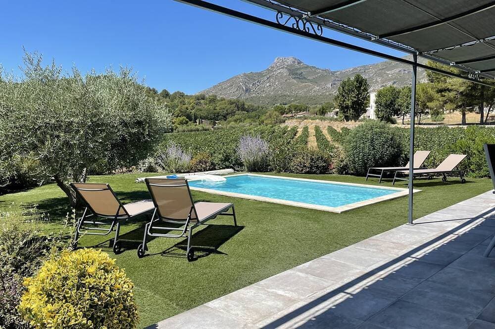 Villa im Herzen der Provence mit privatem Pool auf 3 Hektar. 1
