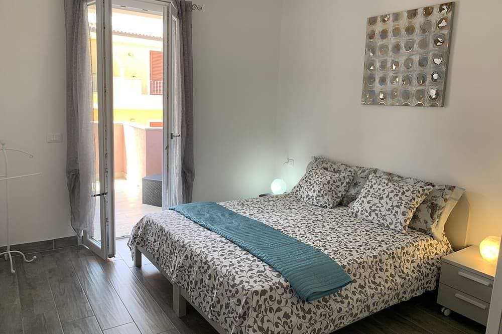 Foto 2 von 30: Neubau, Luxus 2-Bett-Wohnung mit Blick auf das Meer