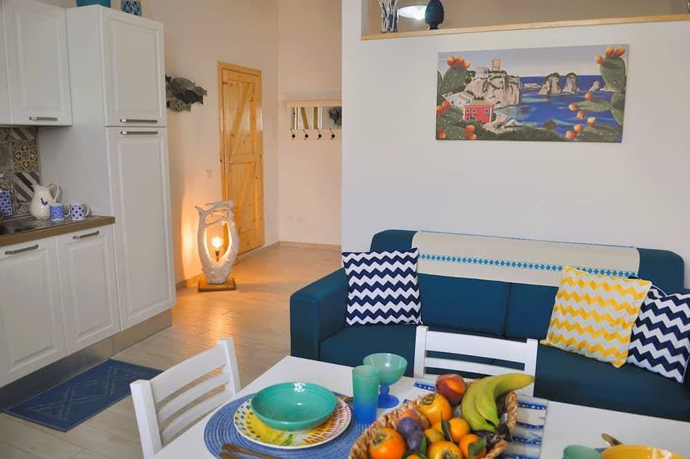 Brand new studio apartment a stone's throw from the sea 1