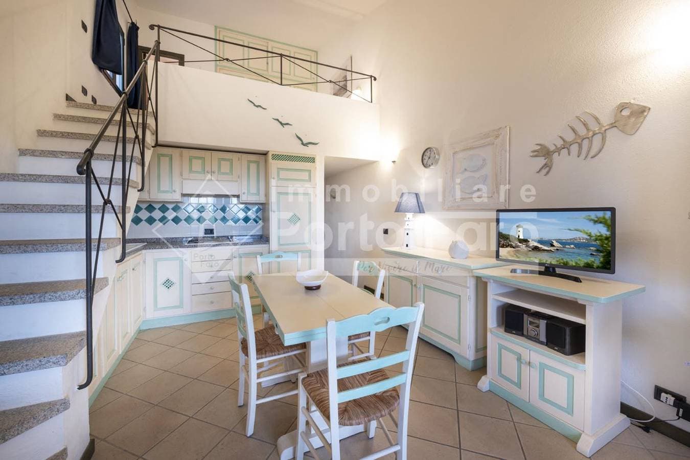 Foto 4 von 12: Ferienwohnung für 4 Personen mit Terrasse