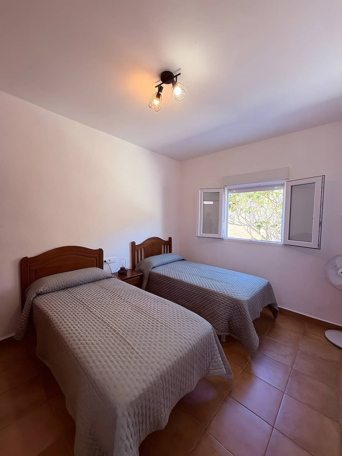 Foto 4 von 26: Vv La Era IV mit Meerblick, privater Terrasse, WLAN und Klimaanlage