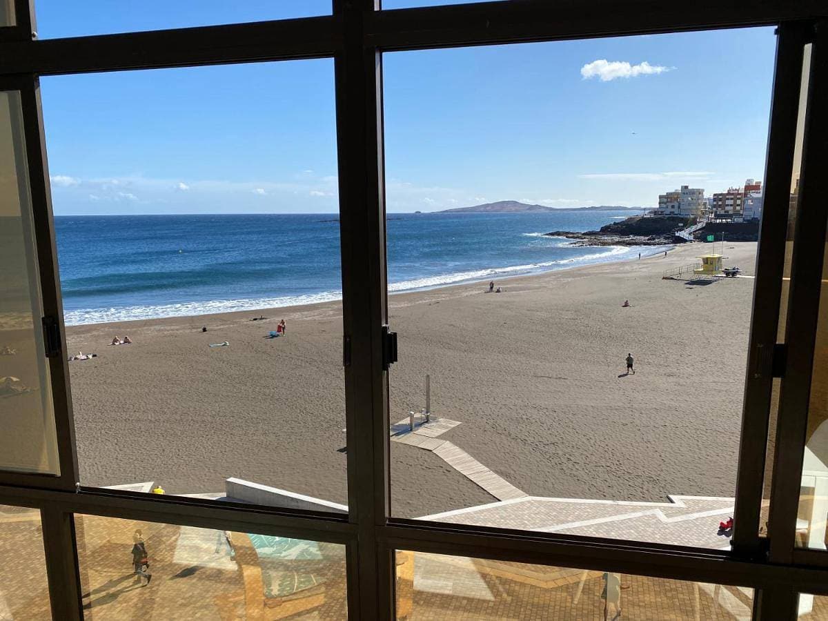 Beachfront Apartment incl highspeed WIFI 1