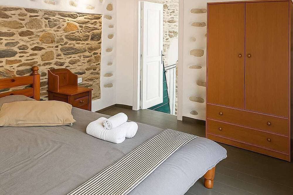 Foto 7 von 30: Traditional Villa Valia Ermoupolis - Syros Vaporia
