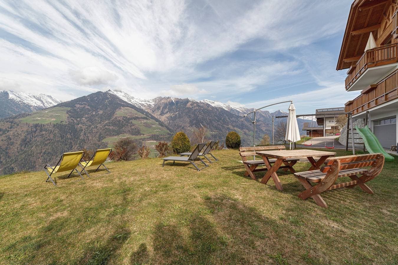 Foto 6 von 27: Ferienwohnung 'Thymian' mit Bergblick, privater Terrasse und Wi-Fi