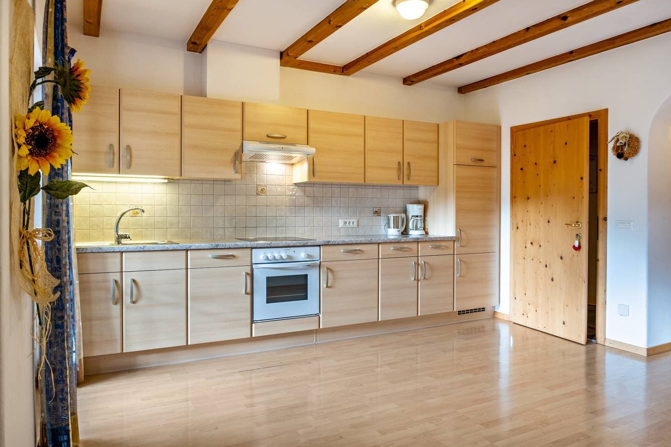 Foto 3 von 19: Ferienwohnung "Oberpatiglhof - Anna" mit Bergblick, Gemeinschaftsterrasse & WLAN