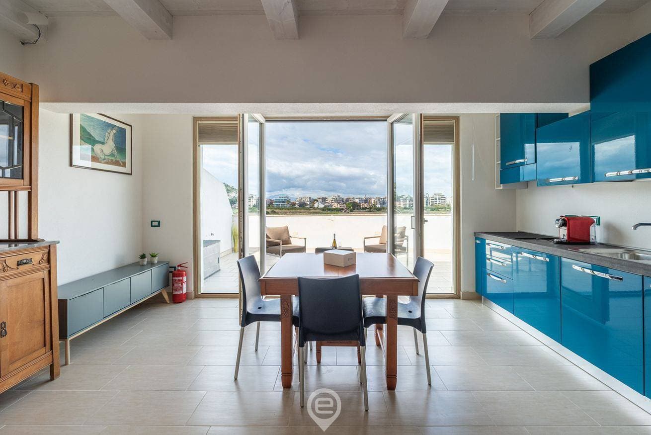 Foto 3 von 22: Ferienwohnung für 2 Personen mit Balkon/Terrasse