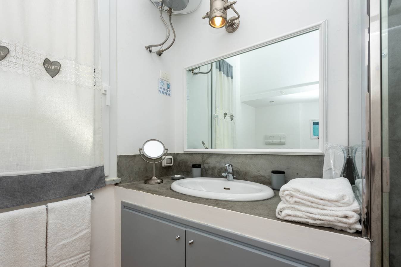 Foto 12 von 24: Apartment 'Cefalhome - Kefahelion' mit Meerblick, WLAN und Klimaanlage