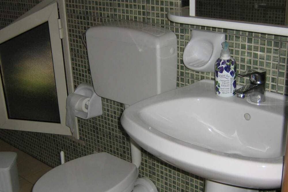 Foto 4 von 30: Mora Wohnung 1. Stock in der Nähe des Meeres - Klima und Wi-Fi
