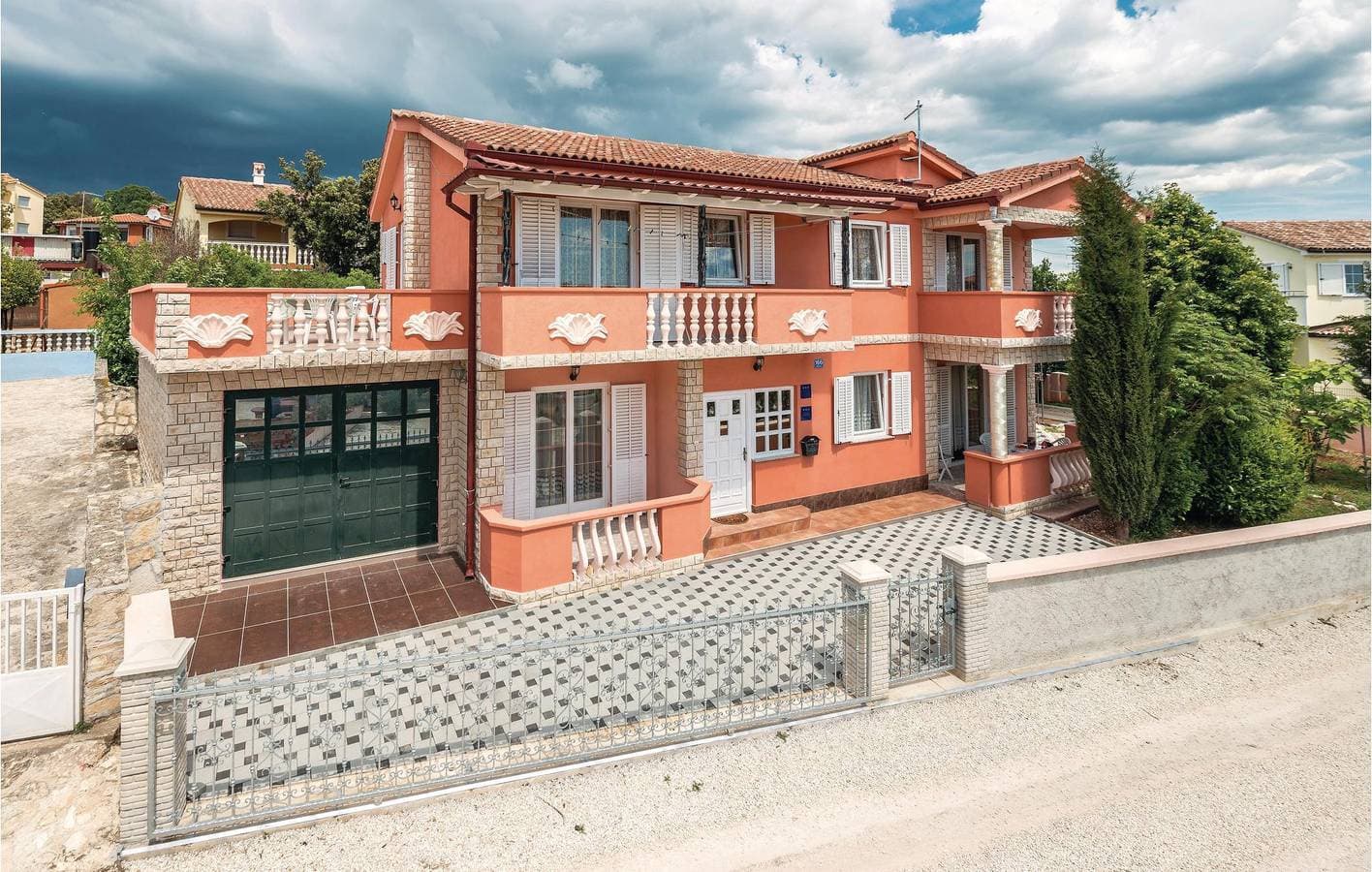 Gemütliche Ferienwohnung: WLAN, Klimaanlage und Terrasse in der Nähe des FKK-Strandes von Barbariga 1