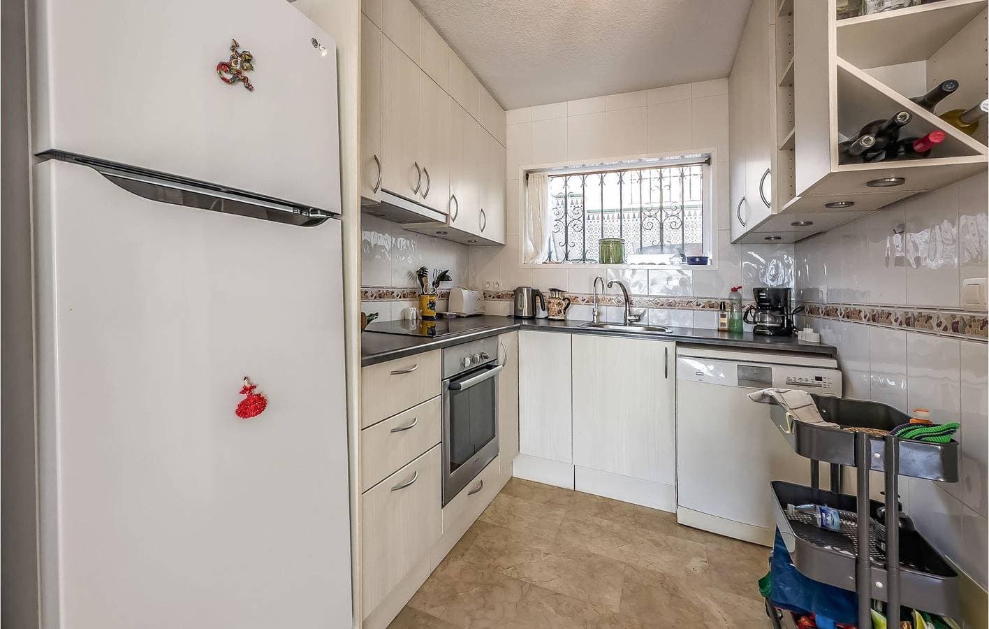 Foto 5 von 25: Apartment mit Meerblick, Pool und Parkplatz