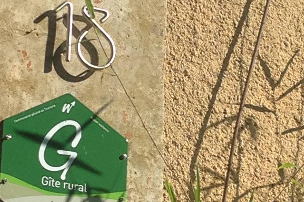 Foto 11 von 30: Ein Wald, Stille, ein Haus, Gebiet Vögel.
