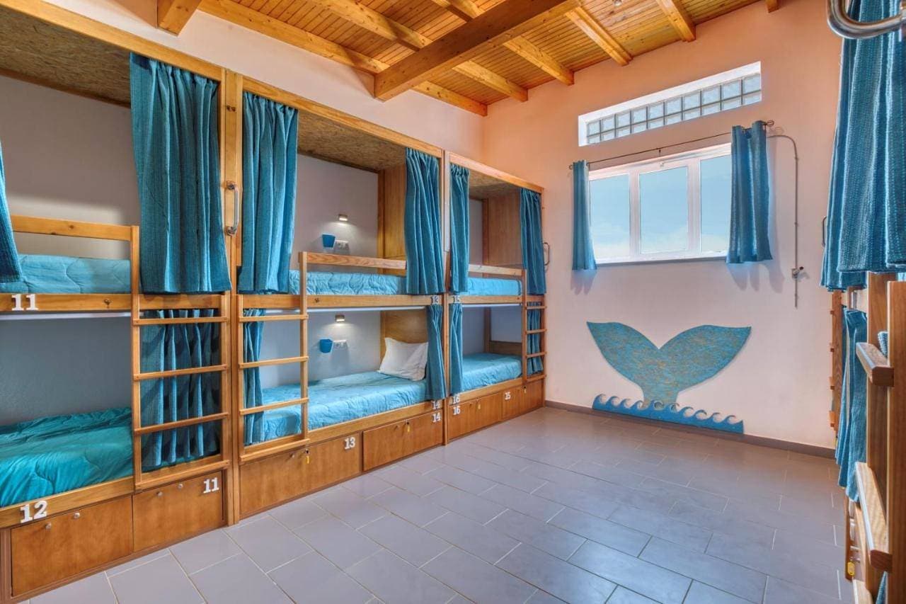 Foto 5 von 20: Standard Twin Room with Sofa