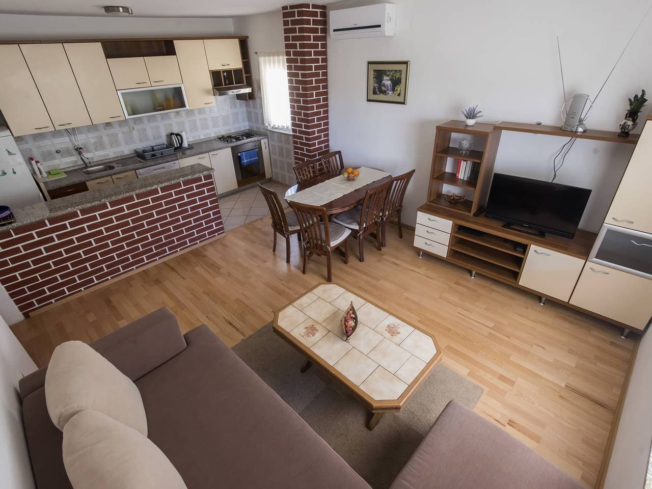 Foto 13 von 40: Wohnung in Starigrad nahe Paklenica Park