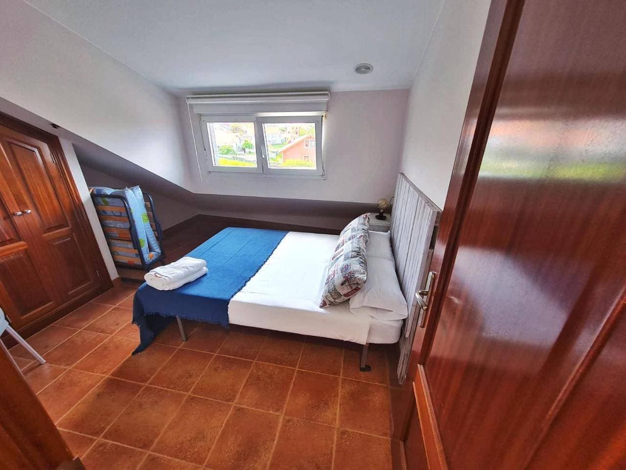 Foto 9 von 21: Two-Bedroom Apartment