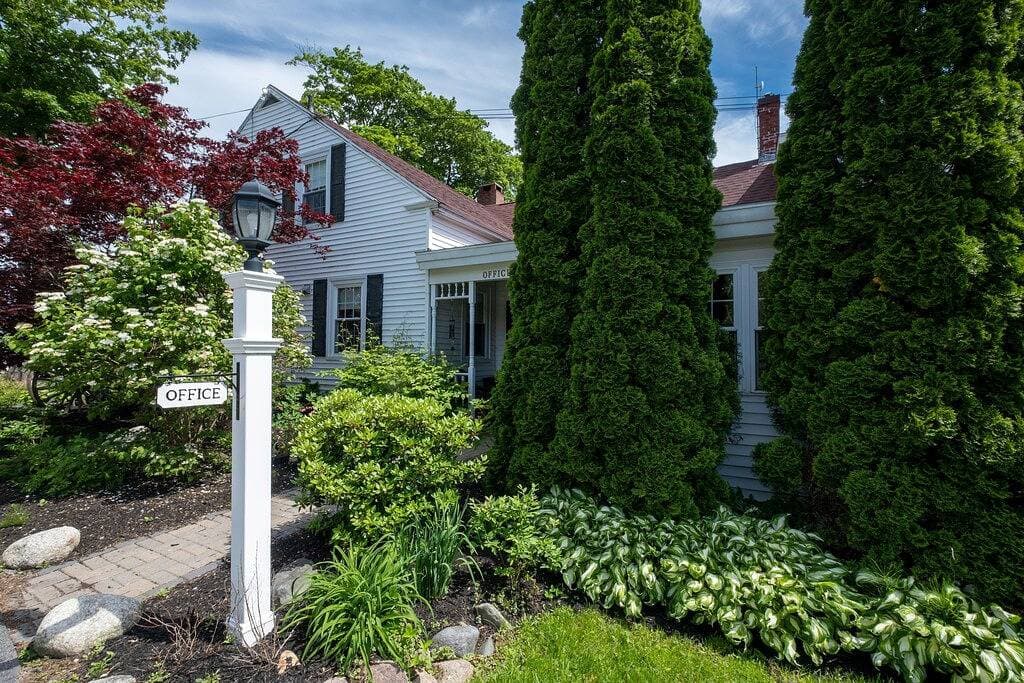 Foto 5 von 19: 17 Lodge Near Acadia. Sleeps 4 Open Hearth Inn