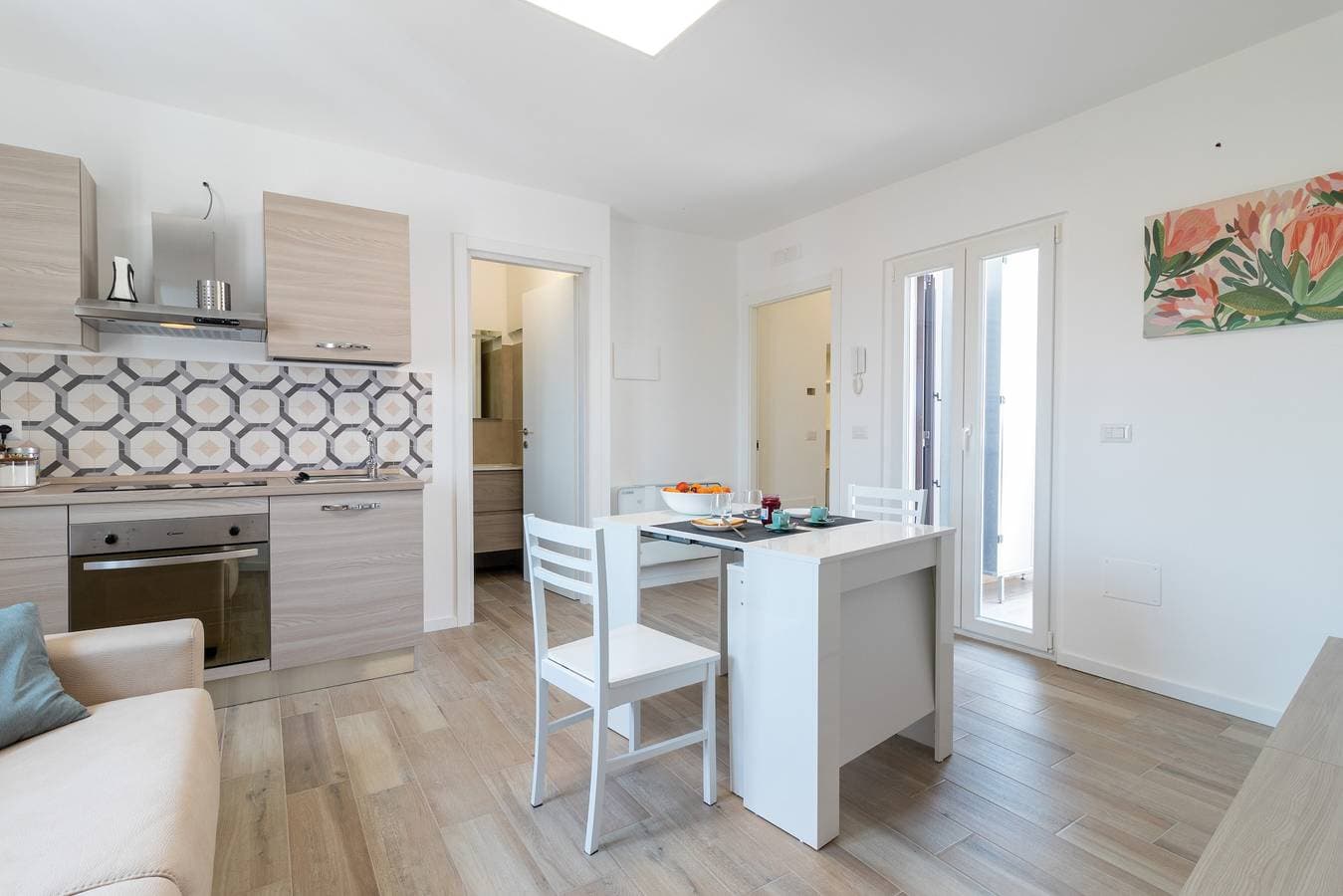 Foto 6 von 25: Ferienhaus 'Suite N12 - Luxury Apartment' mit Meerblick, WLAN und Klimaanlage