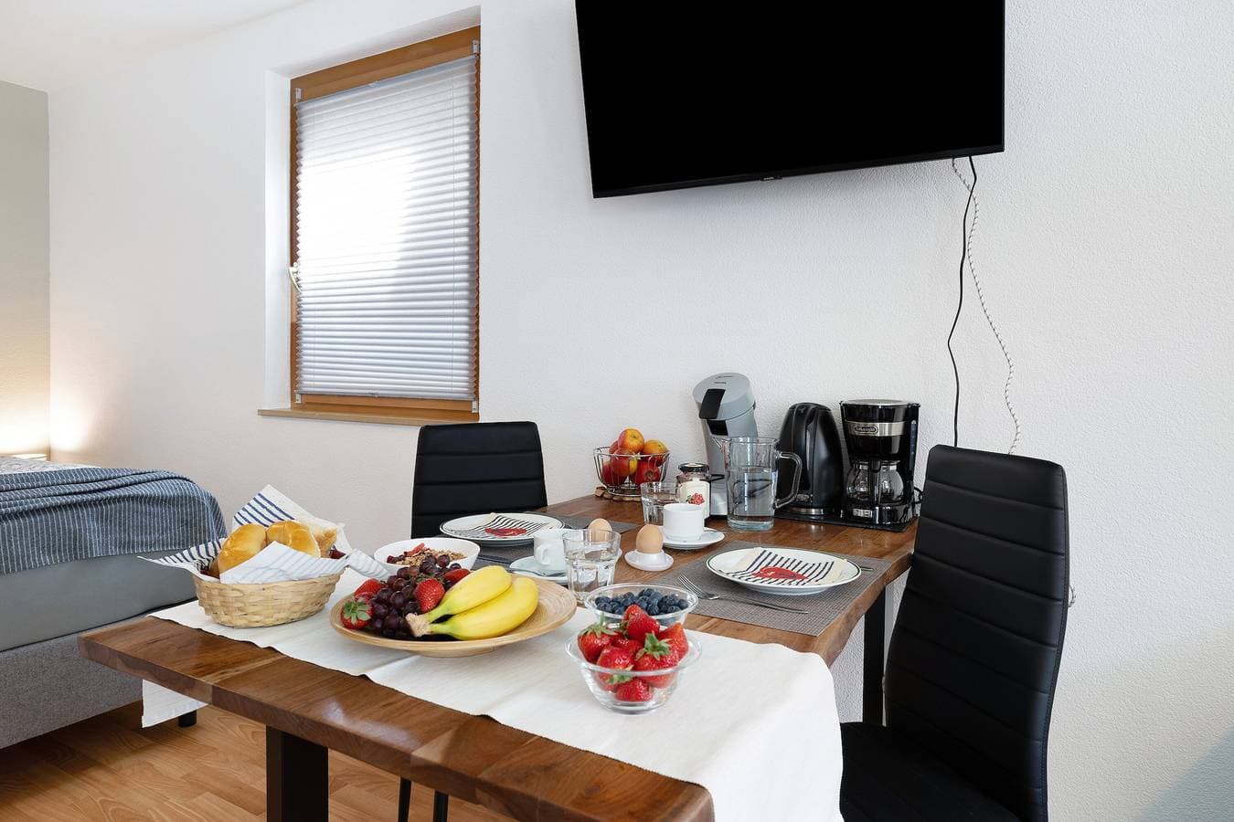 Foto 5 von 22: Ferienwohnung 'Wiff's Studio' mit Bergblick und Privatem Garten