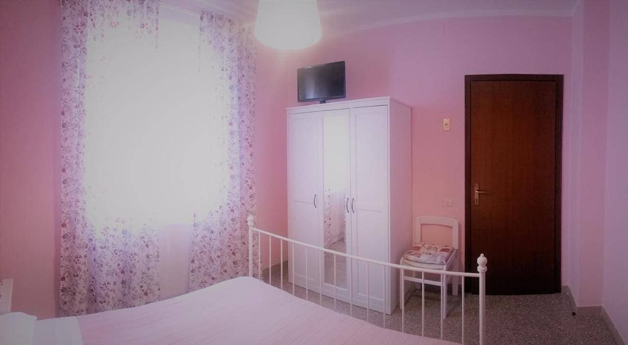 Foto 9 von 35: Double Room with Private Bathroom