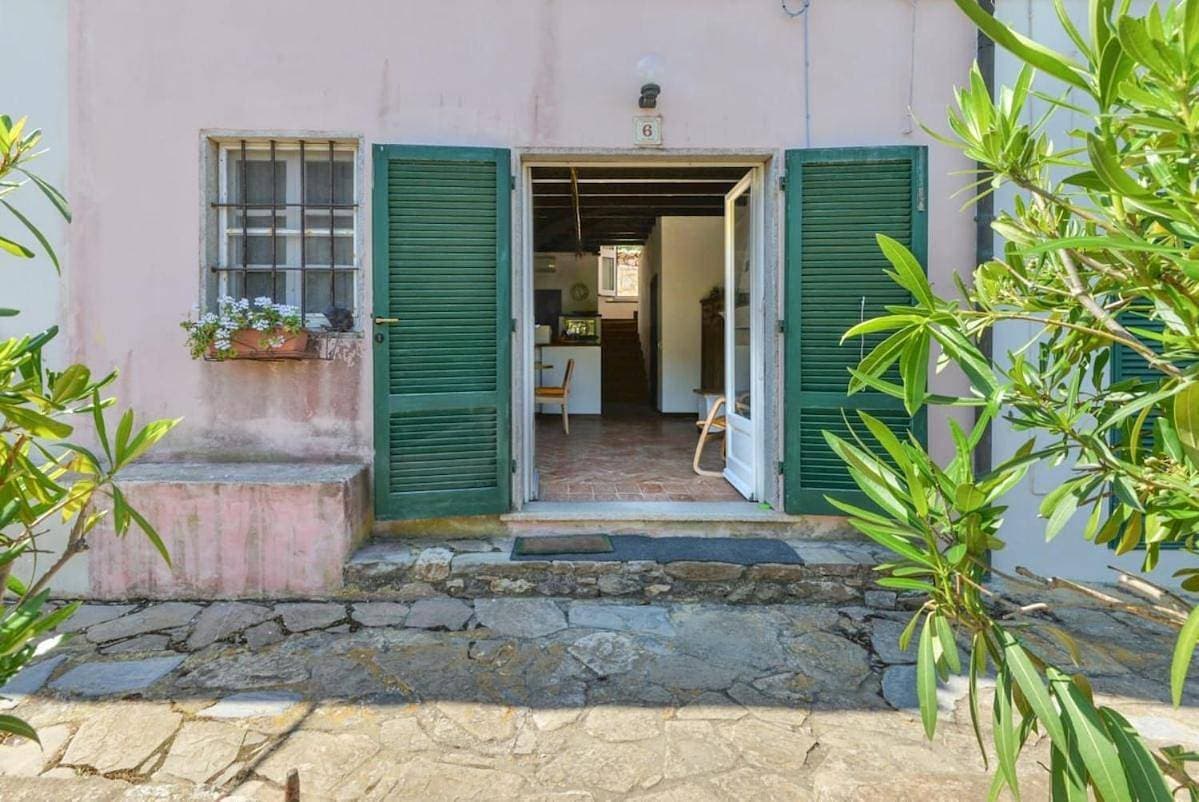 Foto 4 von 37: Three-Bedroom House