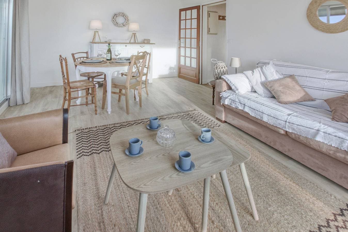 Foto 3 von 17: Ferienwohnung für 4 Personen mit Terrasse