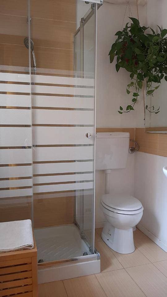 Foto 13 von 14: Double Room with Private Bathroom