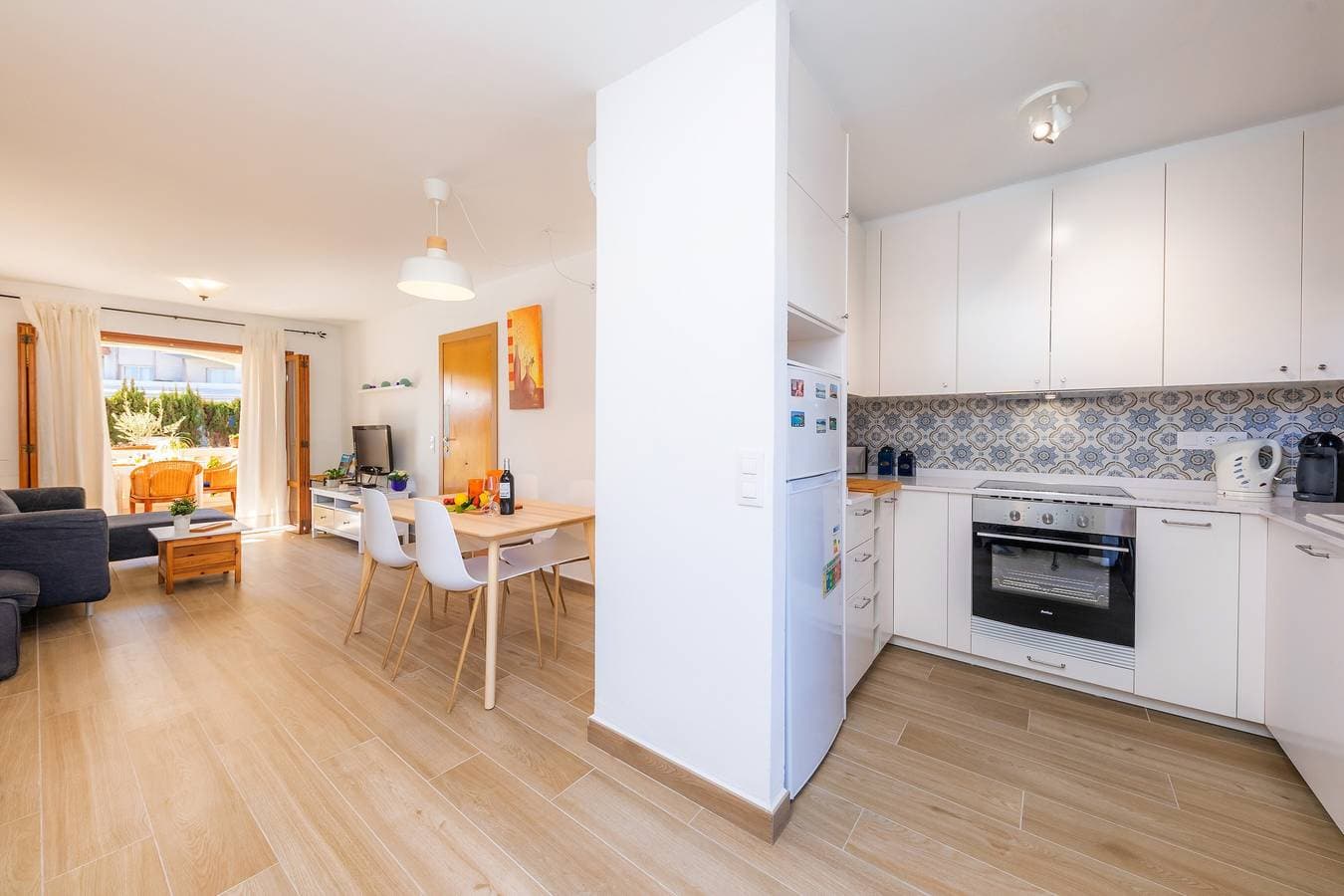 Foto 10 von 25: Ferienhaus "Can Nogueras" mit WLAN, Balkon, Terrasse, Gemeinschaftspool und Garten
