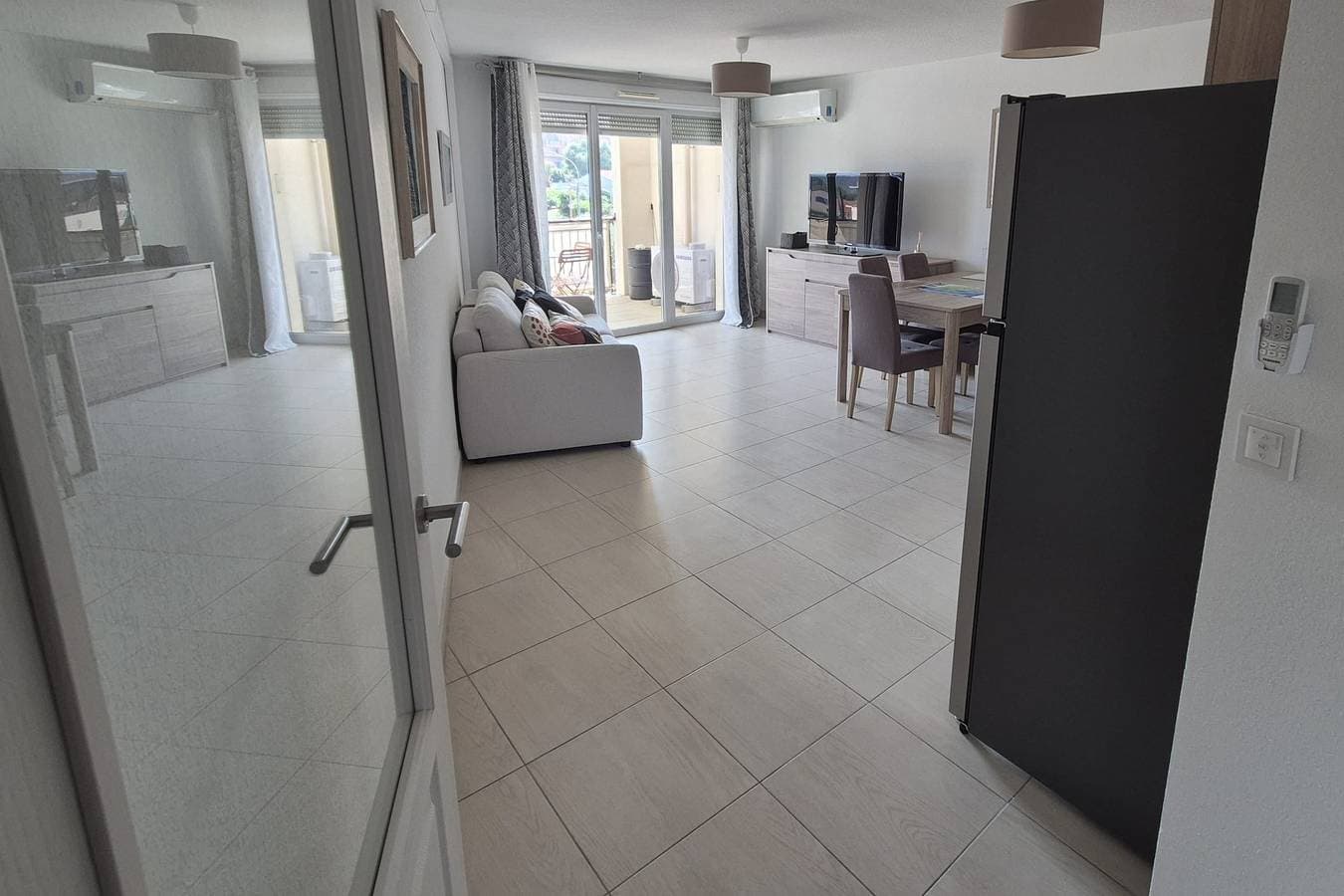 Foto 2 von 14: Ferienwohnung für 4 Personen mit Balkon