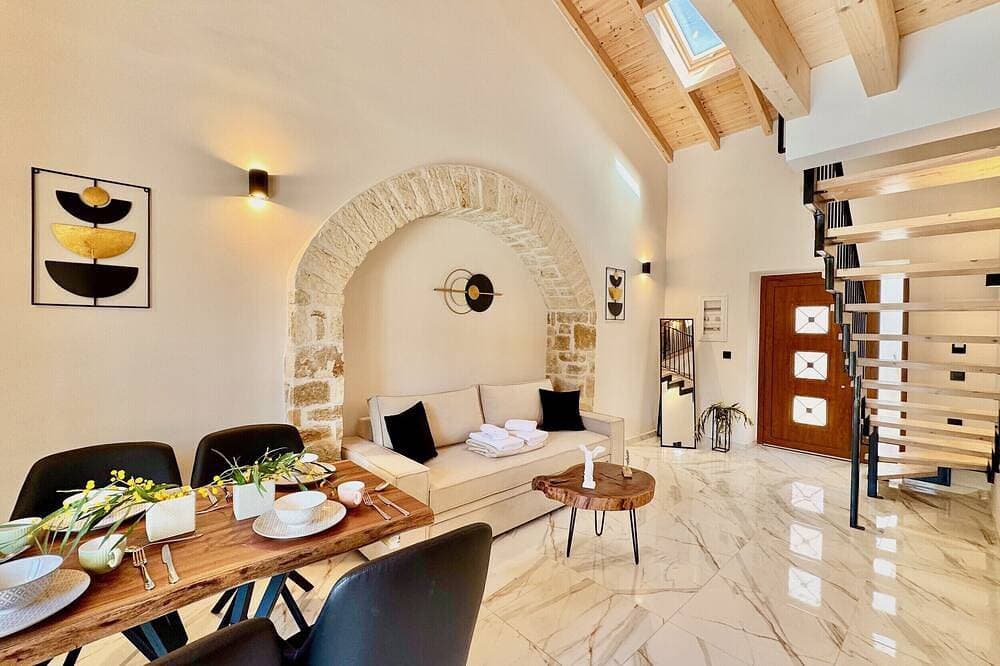 Foto 10 von 27: Skouna 1 Luxury Suite