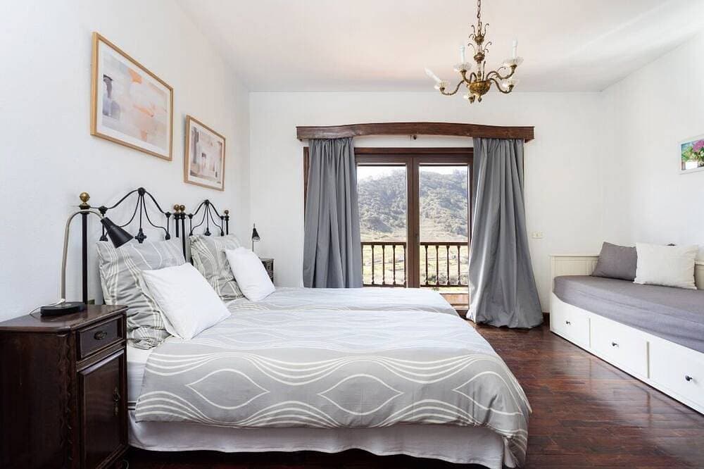 Foto 3 von 30: Finca Los Geranios: A charming rural home on an incredible estate in Tegueste.