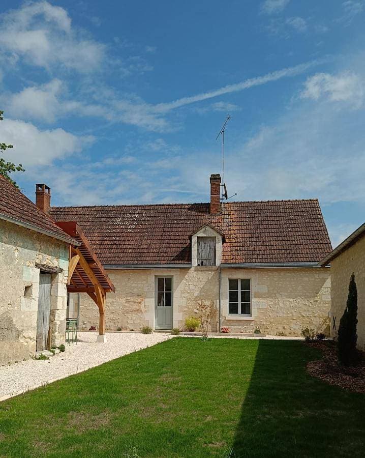LE PETIT BRY charmante longère au pied du chateau 1