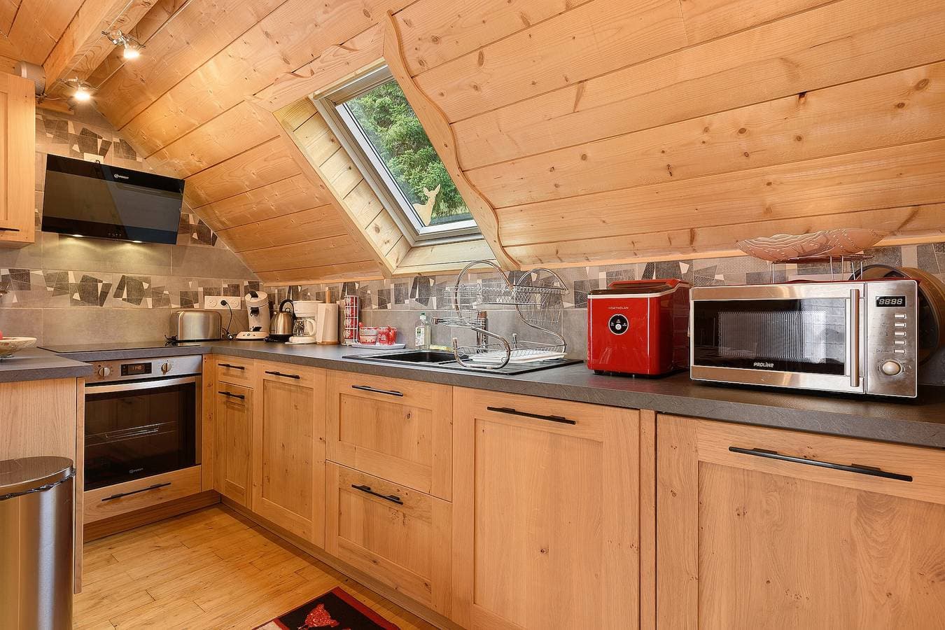 Foto 8 von 23: Gemütliches Chalet mit traumhaftem Bergblick – ideal für Familien oder Freunde