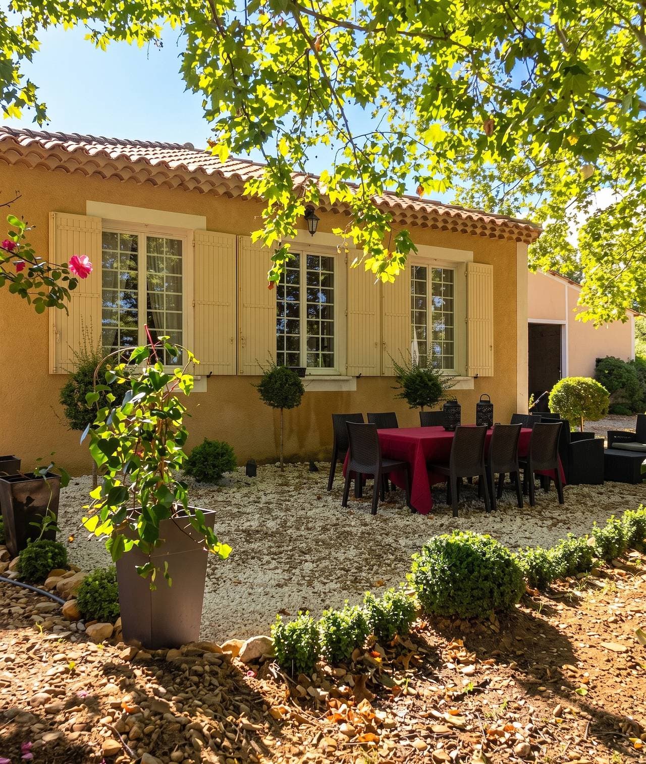 Foto 5 von 28: Gemütliches Haus in Arles - Garten, Privater Parkplatz