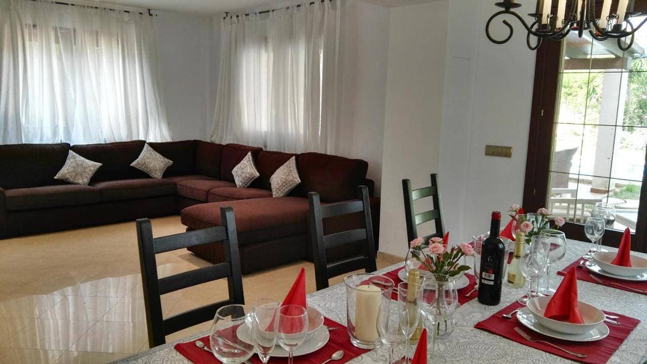 Foto 10 von 54: Holiday Home