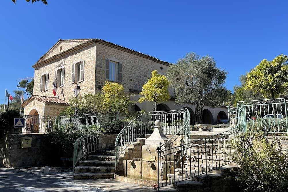 Foto 9 von 28: Flat duplex in Villa  4/6 pers. Near Grasse, Swimming pool, Garden