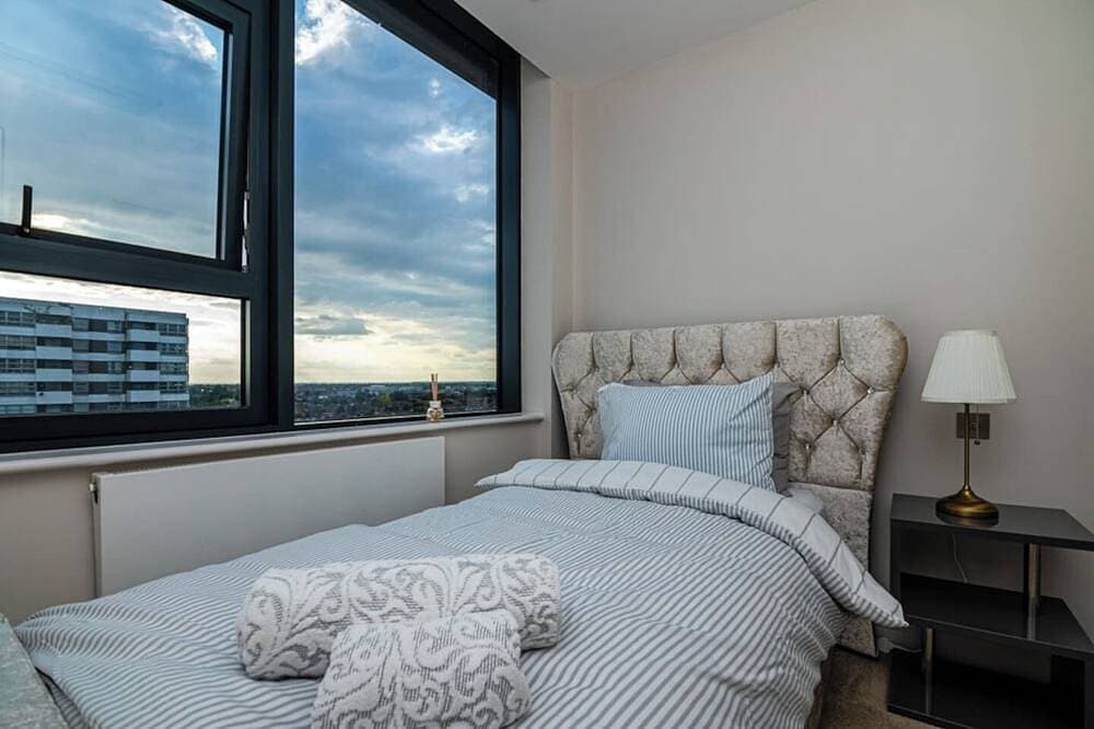 Foto 7 von 27: Heathrow Apartment Sleeps 4