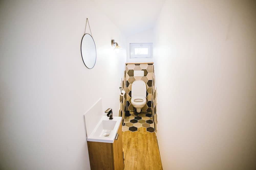Foto 11 von 21: Gîte Ô Tilleul Enchanté Cocooning Avec Spa/jaccuzzi en Intérieur