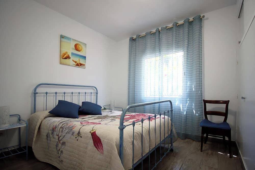 Foto 2 von 22: Casa Adosada con Jardin y Barbacoa a dos Pasos de la Playa