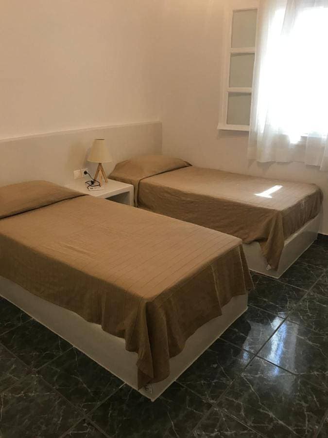 Foto 3 von 5: Family Room with Terrace