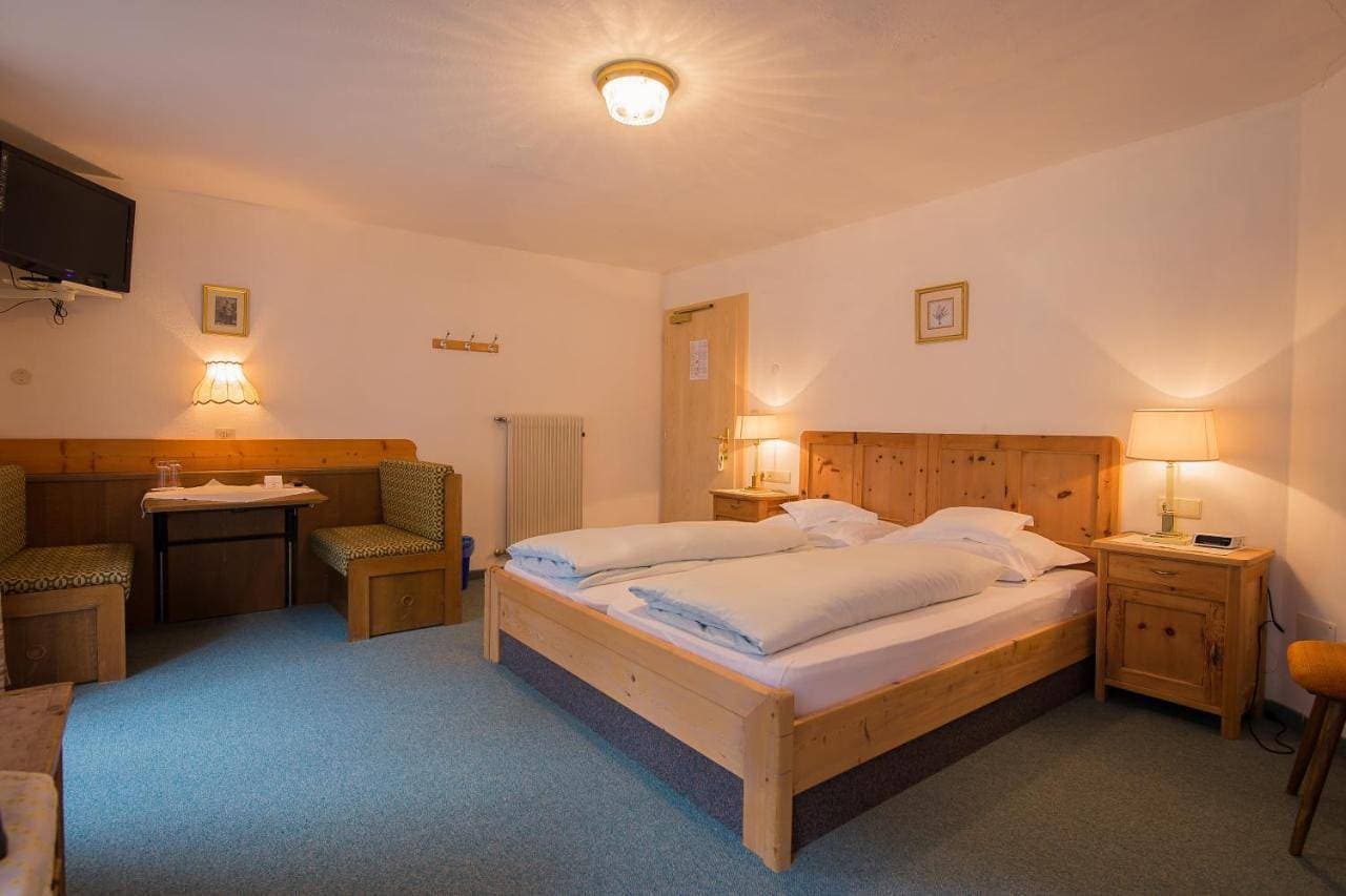 Foto 7 von 9: Standard Double or Twin Room