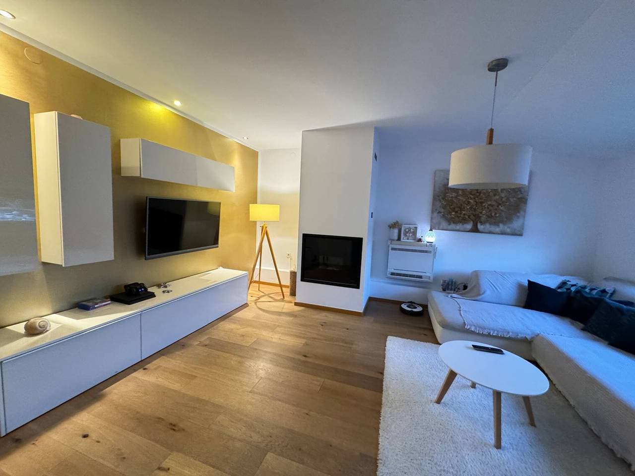 Apartments Raffaello 3-Bedroom Apartment with Shared Pool 1