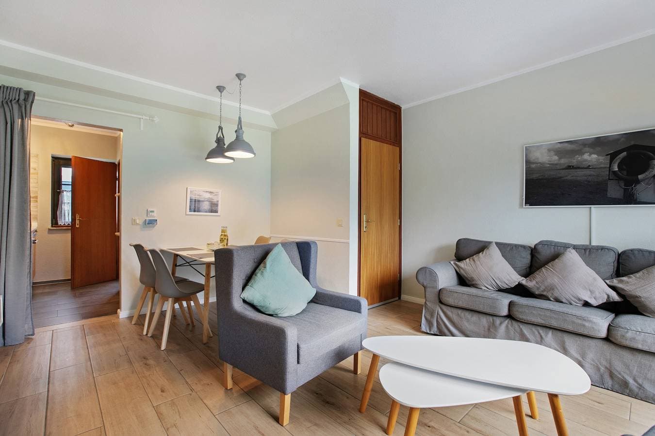 Foto 3 von 25: Ferienhaus „Deichkönig“ direkt im Kurzentrum, privater Terrasse und WLAN