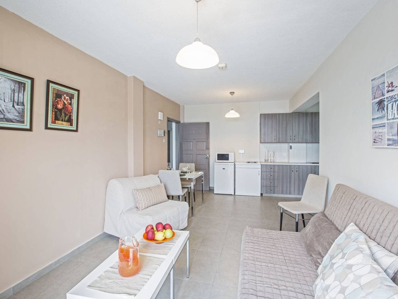 Foto 4 von 12: Helle Ferienwohnung mit Balkon