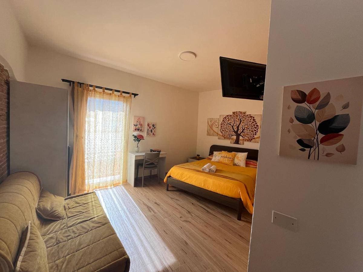 Foto 4 von 17: Double Room with Private Bathroom