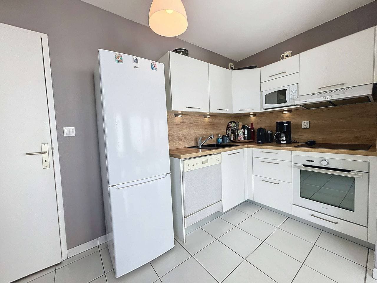 Foto 9 von 21: Schöne Wohnung am Meer mit Balkon, Parkplatz und moderner Ausstattung