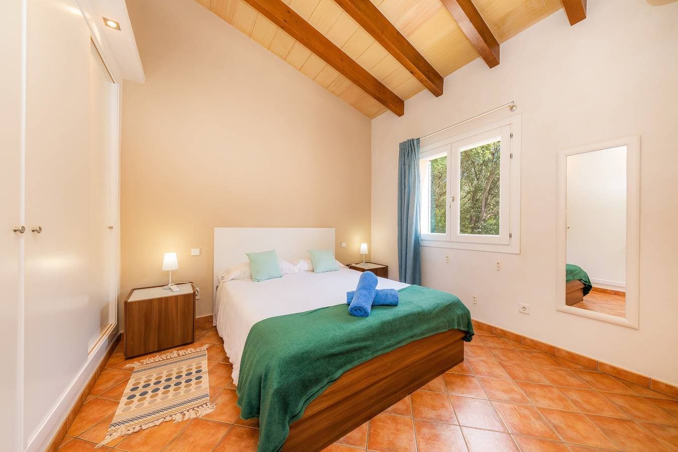 Foto 12 von 26: Finca Na Creu Vella mit Bergblick, Pool, WLAN, Klimaanlage, Terrassen und Garten