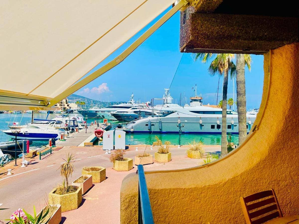 MarinesAppartement-Yachts view, 100m Beach, Fiber Wifi High speed 1