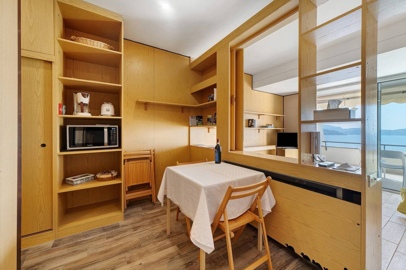 Foto 5 von 26: „Bellavista Apartment“ – Ferienwohnung La Selva mit Seeblick in Ghiffa