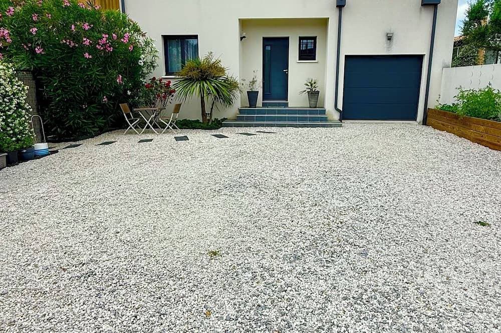 Foto 7 von 20: Superbe Villa Avec Piscine et Jacuzzi