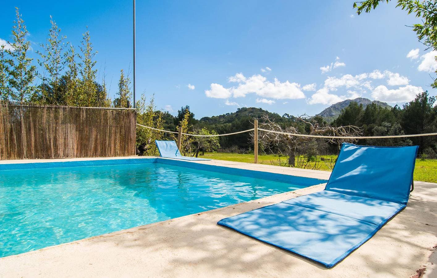 Foto 7 von 41: Sonnige Wohnung mit Terrasse & Pool, 800m zur Cala de n'Aladern